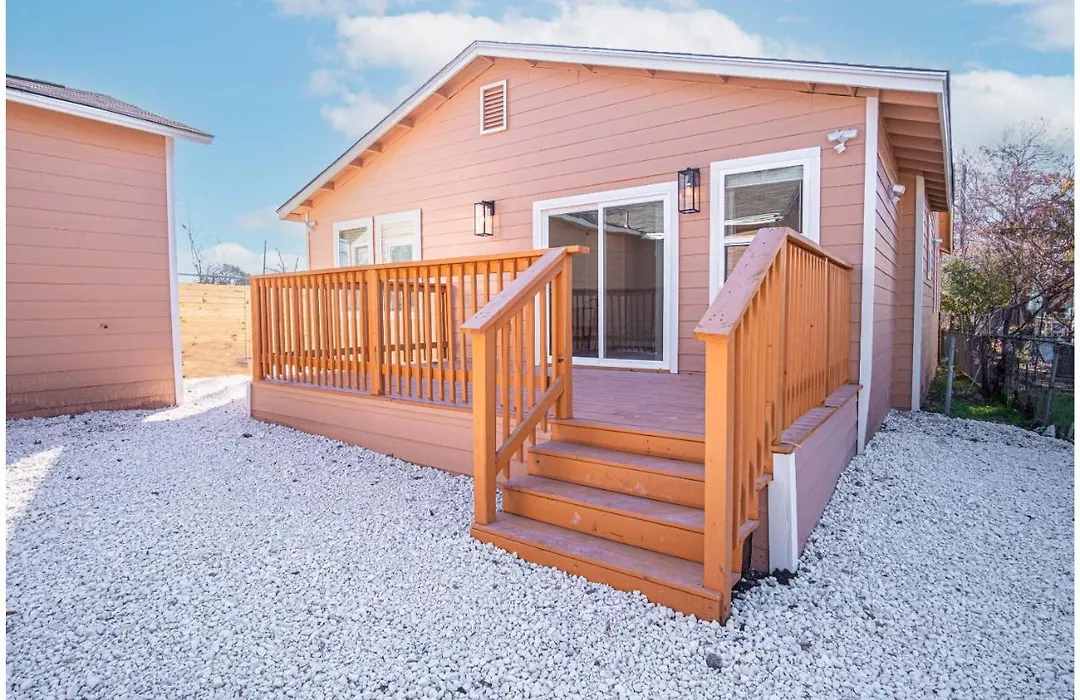 Adorable 4Br 2Ba Close To Riverwalk And Downtown-1