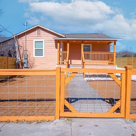 Adorable 4Br 2Ba Close To Riverwalk And Downtown-2